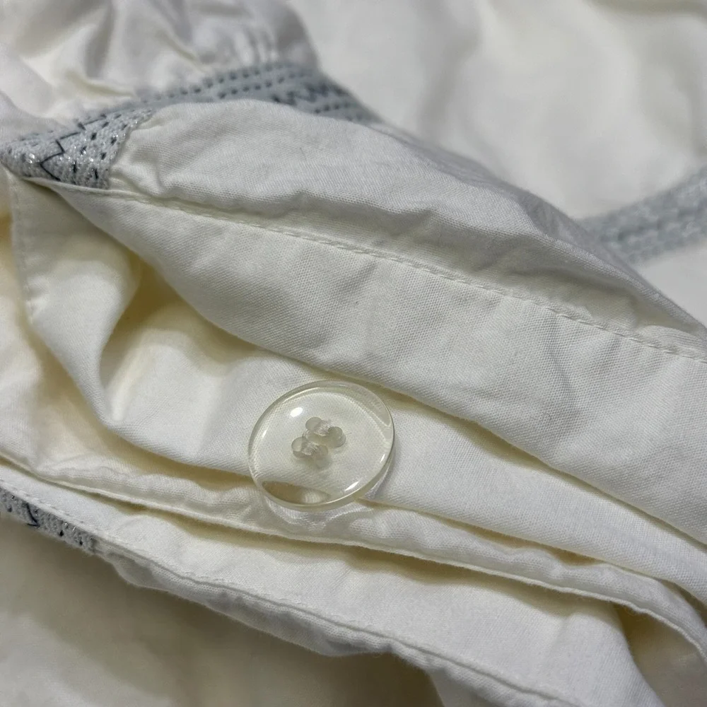 West Elm Queen Duvet Cover White Ruched Metallic‎ Silver